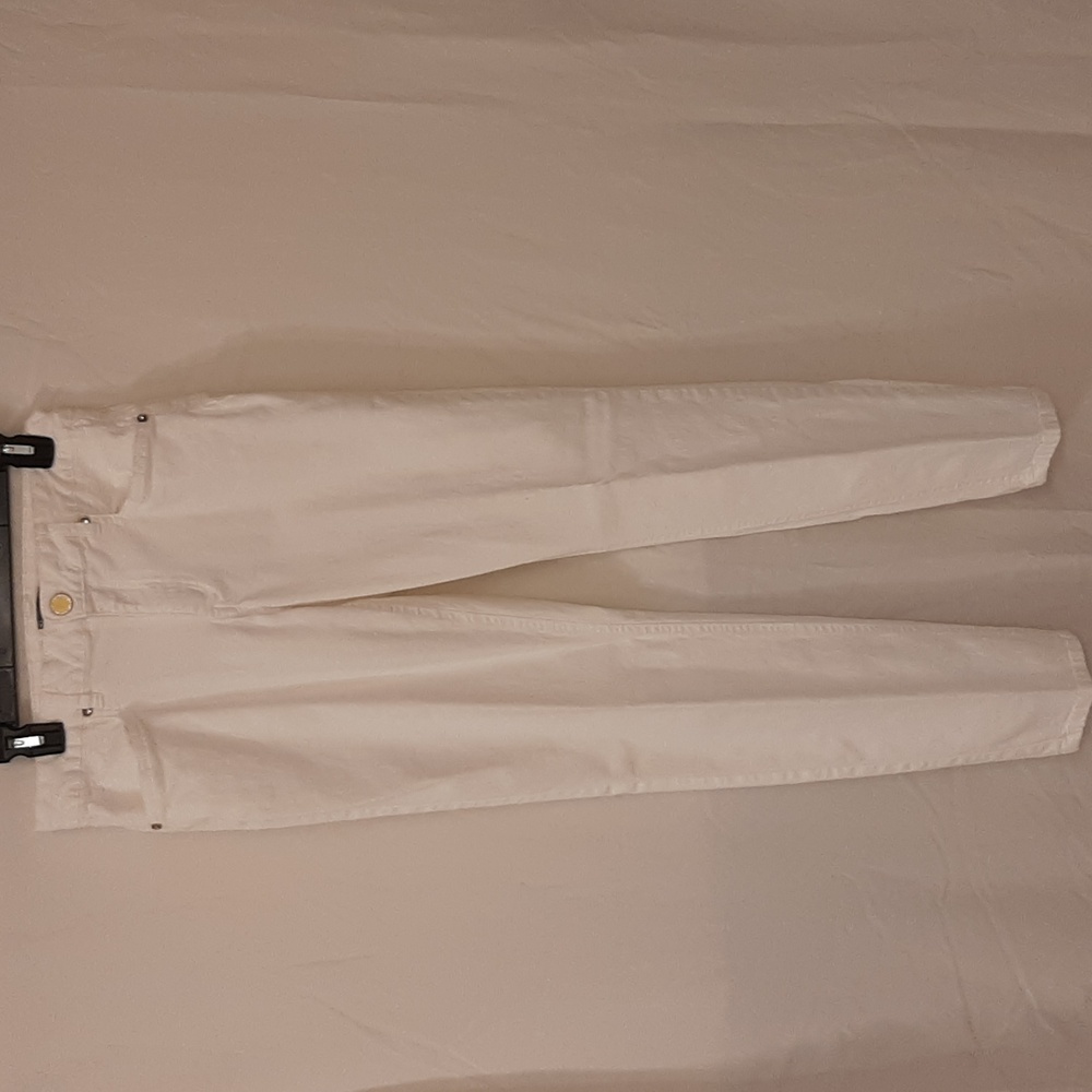 New Direction white pants